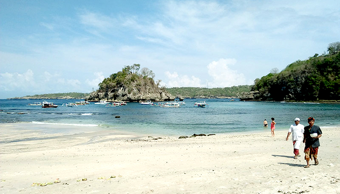 Nusa Penida Snorkeling Crystal Bay Nusa Beach Travel